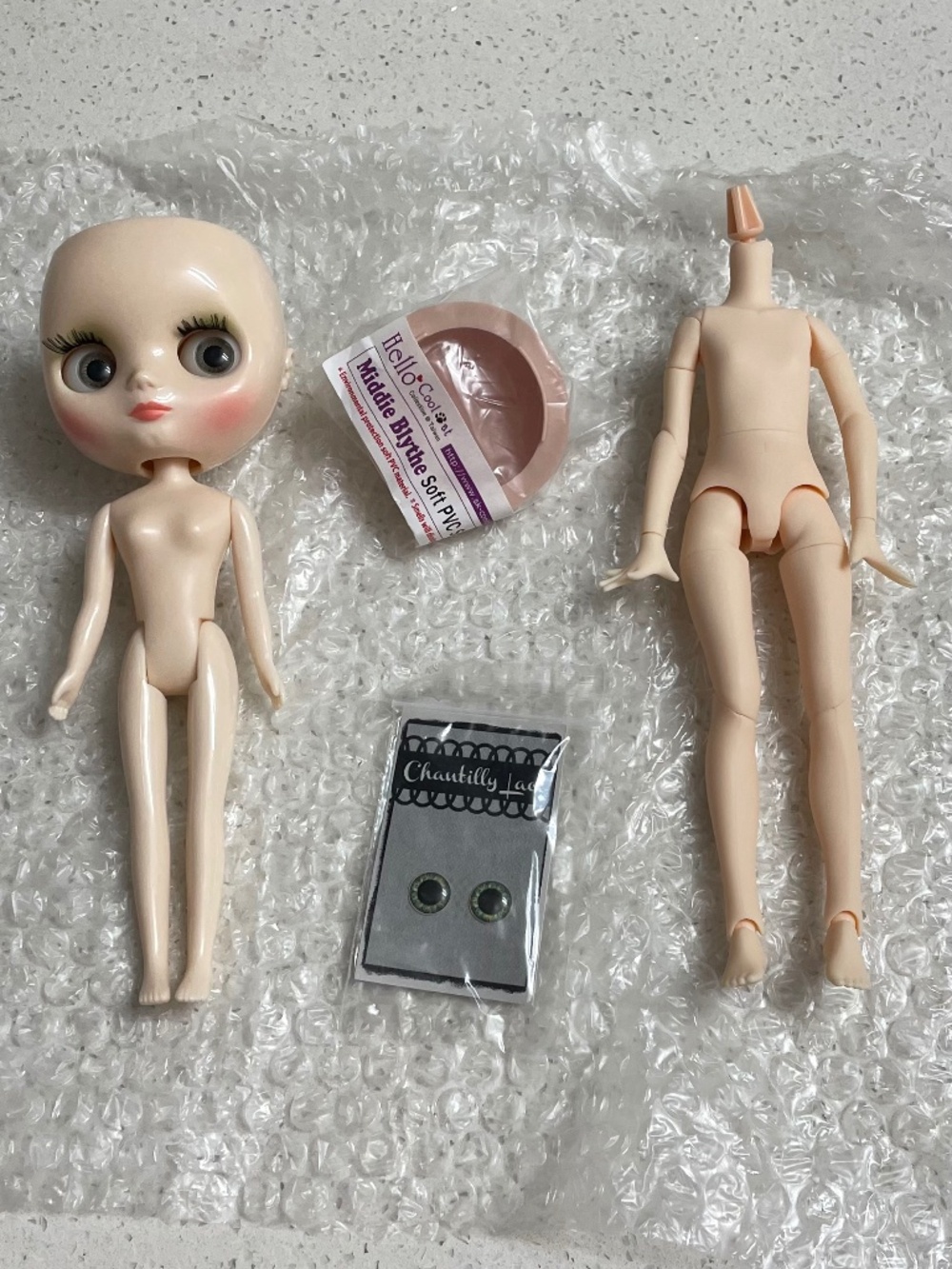 Middle Blythe doll